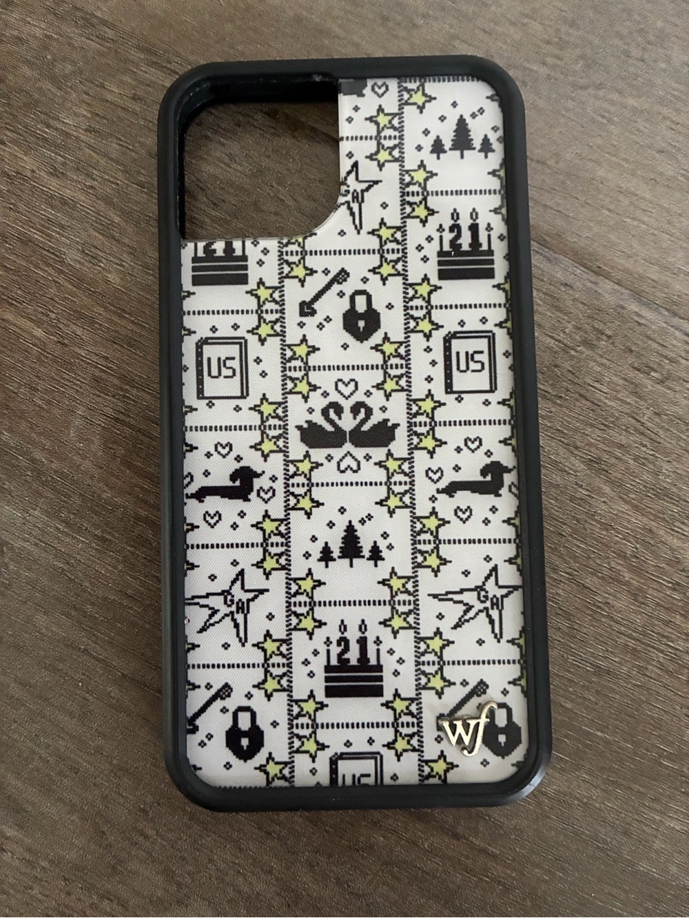 Wildflower Gracie Abrams iPhone 13 case.